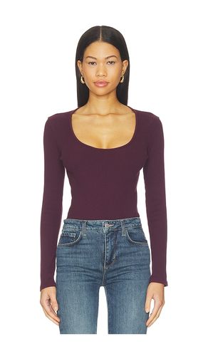 Delara Long Sleeve Scoop Neck Bodysuit in Burgundy. - size M (also in S, XS) - L'AGENCE - Modalova