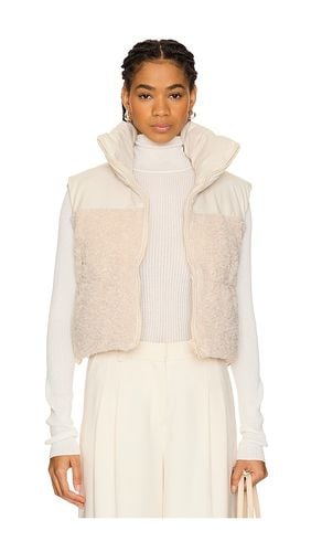 Melicia Faux Fur Vest in . Taglia M, S, XS - LAMARQUE - Modalova