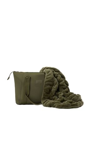 Lola X Dagne Dover Bundle in Dark Green - Lola Blankets - Modalova