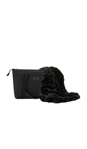 Lola X Dagne Dover Bundle in Black - Lola Blankets - Modalova