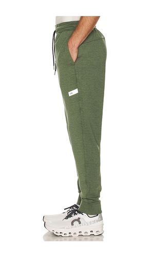 Hawthorne Tech Pant in . Size M. Also in S - Legends - Modalova