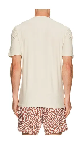 Aire Tee in Nude. - size L (also in M, XL/1X) - Legends - Modalova