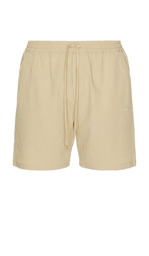 Stan Seersucker Swim Shorts in Cream. - size L (also in M, S, XL/1X) - Les Deux - Modalova