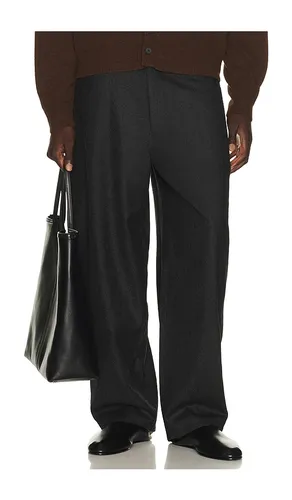 Wool Curved Trousers in Black. - size 46 (also in 48) - Le17Septembre - Modalova