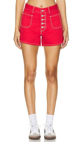 S mom short en color rojo talla 24 en - Red. Talla 24 (también en 25, 28, 31) - LEVI'S - Modalova