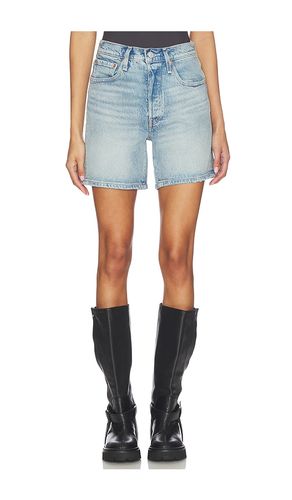 Mid Thigh Short in Blue. - size 24 (also in 25, 26, 27, 28, 29, 30, 33) - LEVI'S - Modalova
