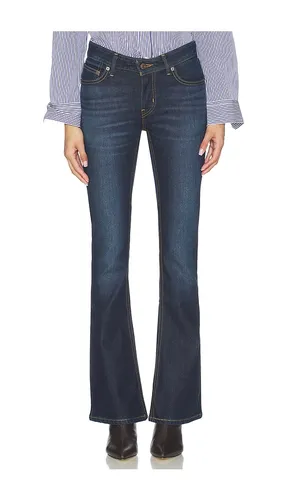 Low Slim Boot Jeans in Navy. - size 23 (also in 24, 25, 26, 27, 28, 29, 30, 31, 34) - LEVI'S - Modalova