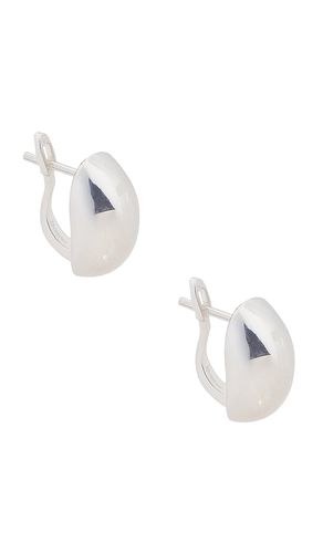 Puff Huggie Earrings in - Loren Stewart - Modalova