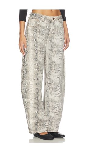 Horseshoe Jeans in . Size L. Also in S - LIONESS - Modalova