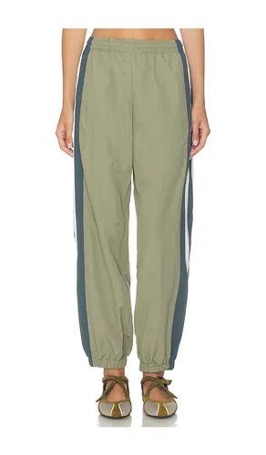 Aniston Pant in Green. - size L (also in M, S, XL, XS) - LIONESS - Modalova