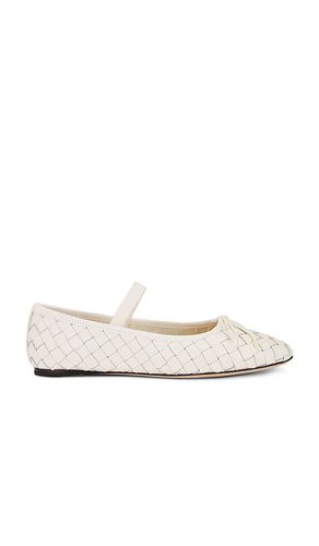 Zapatillas de ballet leonie en color talla 10 en - Cream. Talla 10 (también en 6, 6.5, 9.5) - Loeffler Randall - Modalova