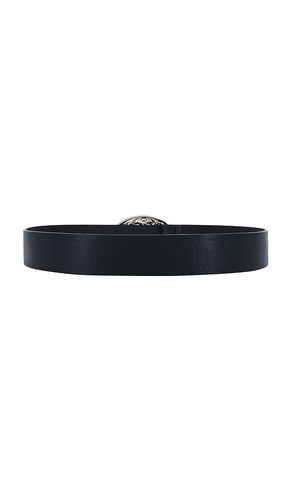 Braxton Buckle Belt in - Lovers and Friends - Modalova