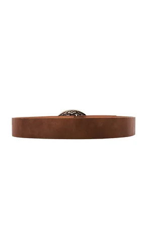 Braxton Buckle Belt in - Lovers and Friends - Modalova