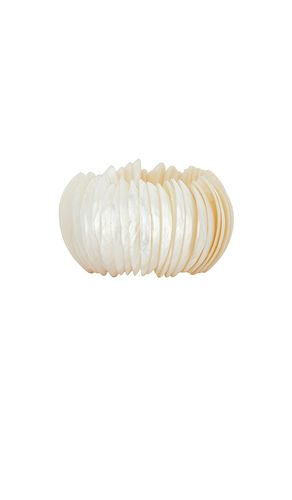 Mason Shell Bracelet in - Lovers and Friends - Modalova