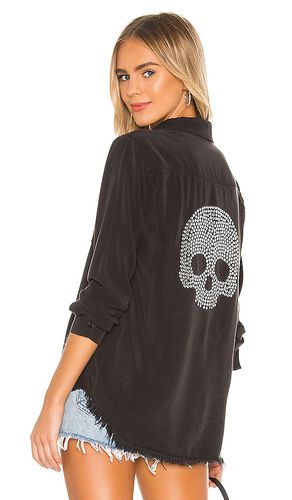 Sloane Nailhead Skull Button Up Denim Shirt in Black. - size L (also in M, XS) - Lauren Moshi - Modalova