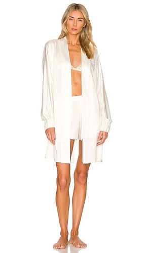 Washable Silk Robe in White. - size L/XL (also in M, XS/S) - LUNYA - Modalova