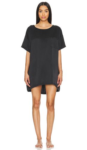 Washable Silk Oversized Sleep Tee in Black. - size L (also in M, S, XL, XS) - LUNYA - Modalova