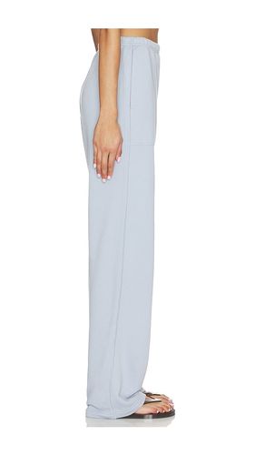 Silksweats Lightweight Reversible Straight Leg Pant in . Taglia M. Also in S - LUNYA - Modalova