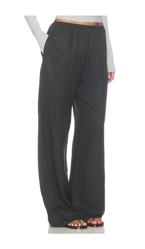 Kim Pocket Pant in . Taglia M. Also in S, XS - LESET - Modalova