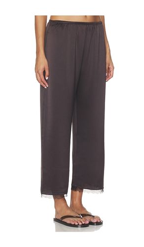 Barb Lace Crop Pant in . Size M. Also in L - LESET - Modalova