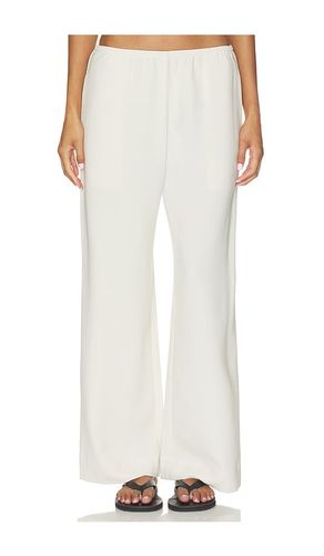 Arielle Pocket Pant in Cream. - size L (also in M, S) - LESET - Modalova