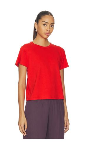 The Margo Tee in . Taglia XS. Also in S, M - LESET - Modalova