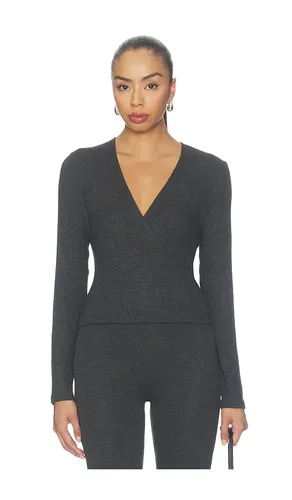 Lauren Crop Wrap Top in . Size XS. Also in S, M, L - LESET - Modalova