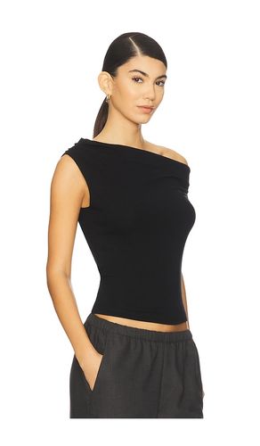 Lauren Ruched Asymmetrical Shoulder Top in . Size M. Also in L - LESET - Modalova