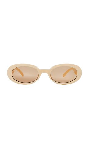 Work It! Sunglasses in Neutral - Le Specs - Modalova