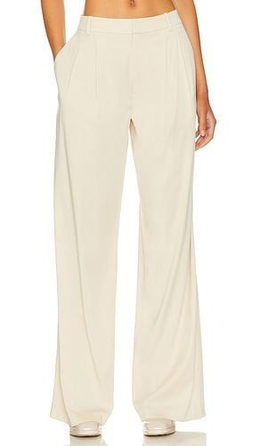 Franca Low Rise Relaxed Trouser in Ivory. - size M (also in S) - LPA - Modalova