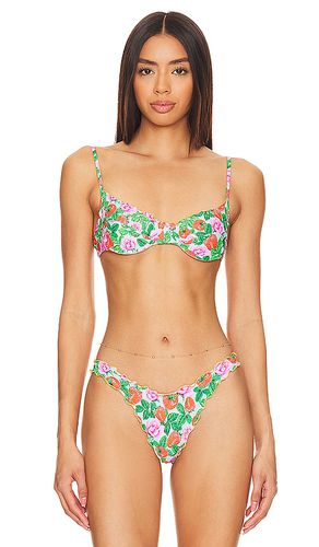 Strawberry Fields Wavy Luxe Bikini Top in Green. - size M (also in S, XS) - Luli Fama - Modalova