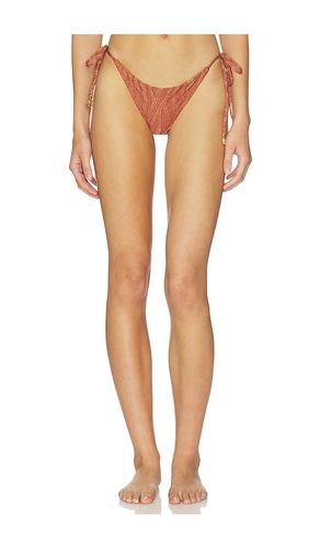 Muse Glow Seamless Ruched Back Brazilian in . - size L (also in M) - Luli Fama - Modalova
