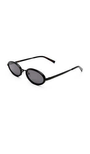 The Sage Sunglasses in - Luv Lou - Modalova