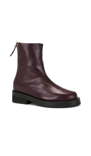 Marion Boot in . Size 36. Also in 39 - Mansur Gavriel - Modalova