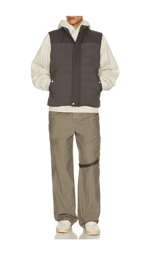 Brody Puffer Vest in Grey. - size 36 (also in 38, 40, 44) - Mackage - Modalova