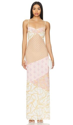 Carrie Maxi Dress in Nude. - size XL (also in L) - MAJORELLE - Modalova