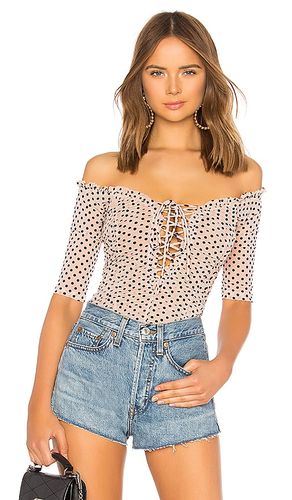 Selina Bodysuit in Blush. - size M (also in S, XL, XS, XXS) - MAJORELLE - Modalova