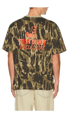 Tour Divot Bermuda Tee in . Size M. Also in S - Malbon - Modalova