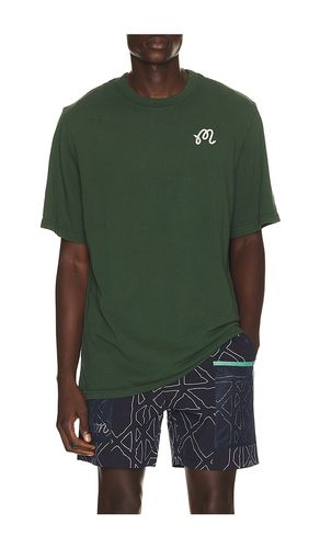 X Golf & Bass Club Bermuda Lures Tee in . Size L. Also in M - Malbon - Modalova