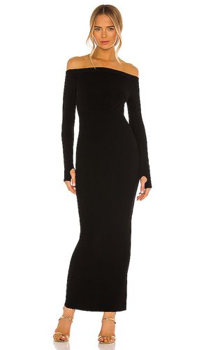 X REVOLVE Off Shoulder Bodycon Maxi Dress in . Taglia XS - Michael Costello - Modalova