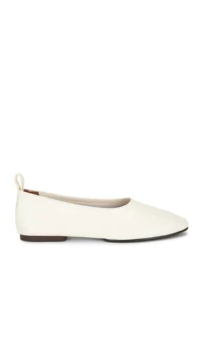Freja Flat in . Size 6. Also in 6.5, 7, 7.5, 8, 8.5, 9.5 - Madewell - Modalova