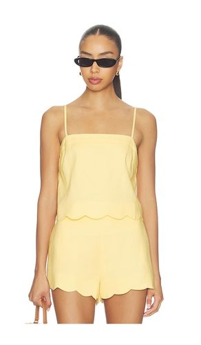 Grazia Scallop Hem Cami in Yellow. - size S (also in XL) - MINKPINK - Modalova