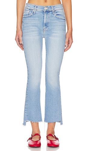 Petite Lil' Insider Crop Step Fray Jeans in Denim-Light. - size 24P (also in 25P, 26P, 27P, 28P, 29P, 30P, 31P, 32P, 34P) - MOTHER - Modalova