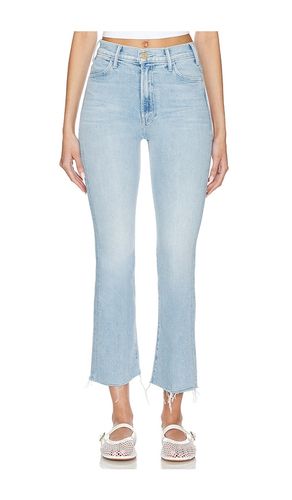 The Hustler Ankle Fray in Denim-Light. - size 27 (also in 28, 31) - MOTHER - Modalova