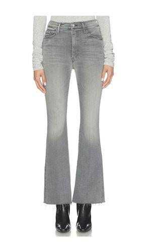High Waisted Weekend Fray Jeans in Grey. - size 26 (also in 27, 30, 32, 34) - MOTHER - Modalova