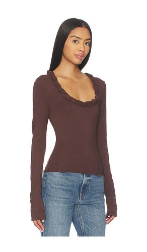 Arielle Twisted Top in . Size M. Also in XS, XXS - MORE TO COME - Modalova