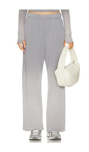 Mabel Wide Leg Pant With Side Pocket in Grey. - size L (also in M, S, XL, XS) - Michael Lauren - Modalova