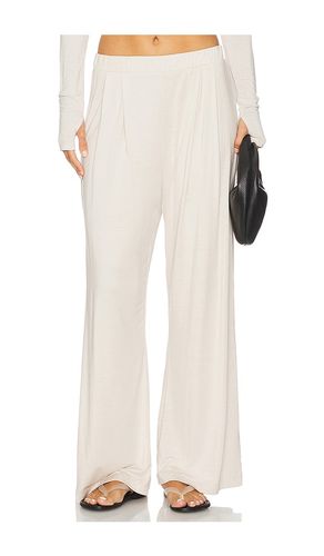 Vox Pleated Pant in Ivory. - size L (also in S, XL) - Michael Lauren - Modalova