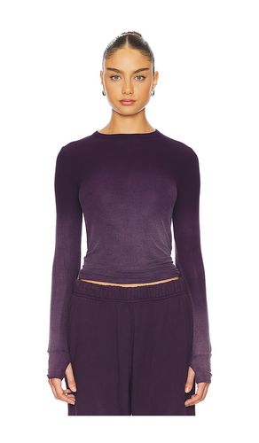 Alick Long Sleeve Fitted Top W/ Thumbhole Top in Purple. - size L (also in M, S, XL, XS) - Michael Lauren - Modalova