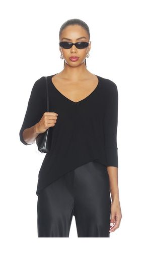 Dylan 3/4 Sleeve Draped V-neck in . Size L. Also in M, S, XS - Michael Lauren - Modalova
